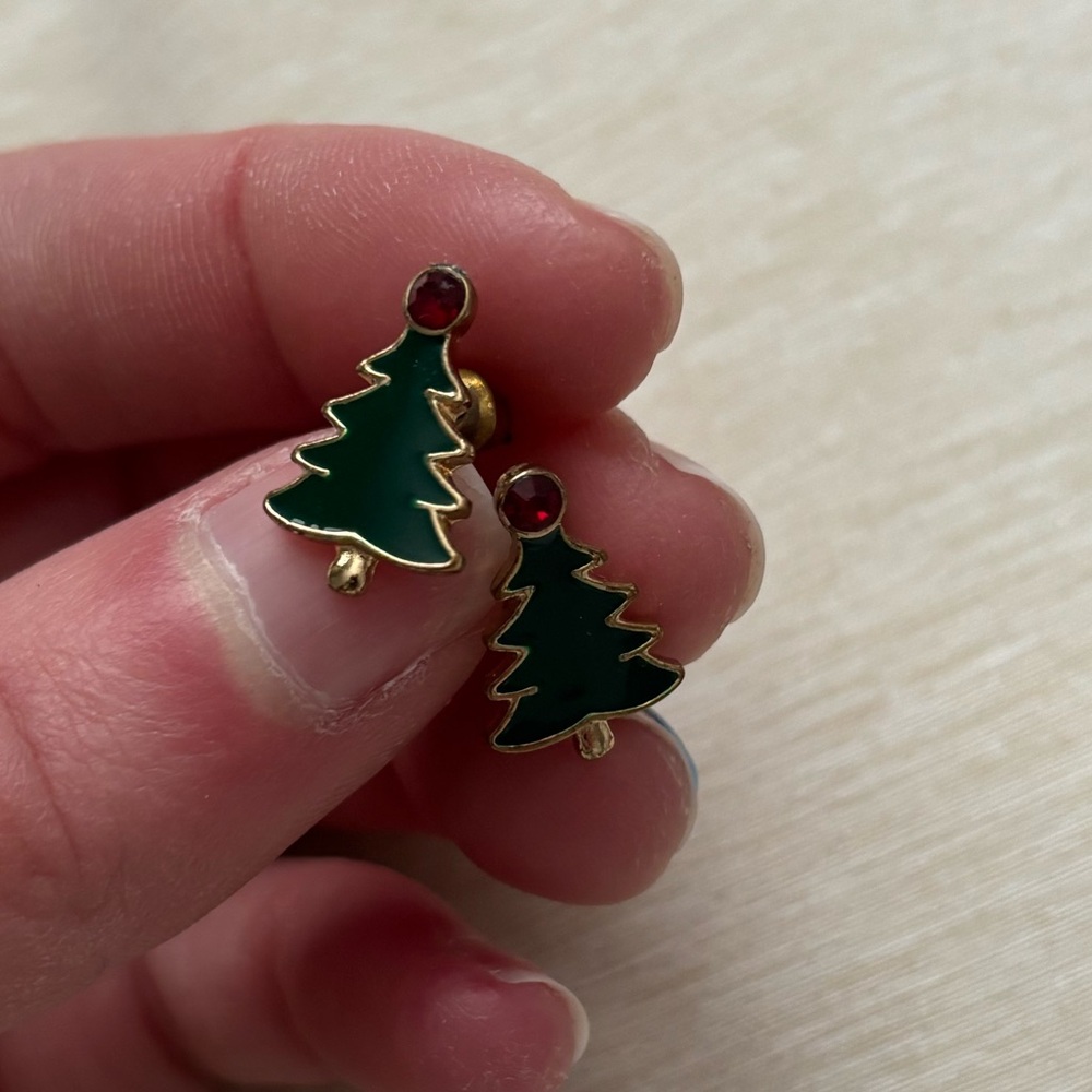 NWOT Christmas Tree Earrings